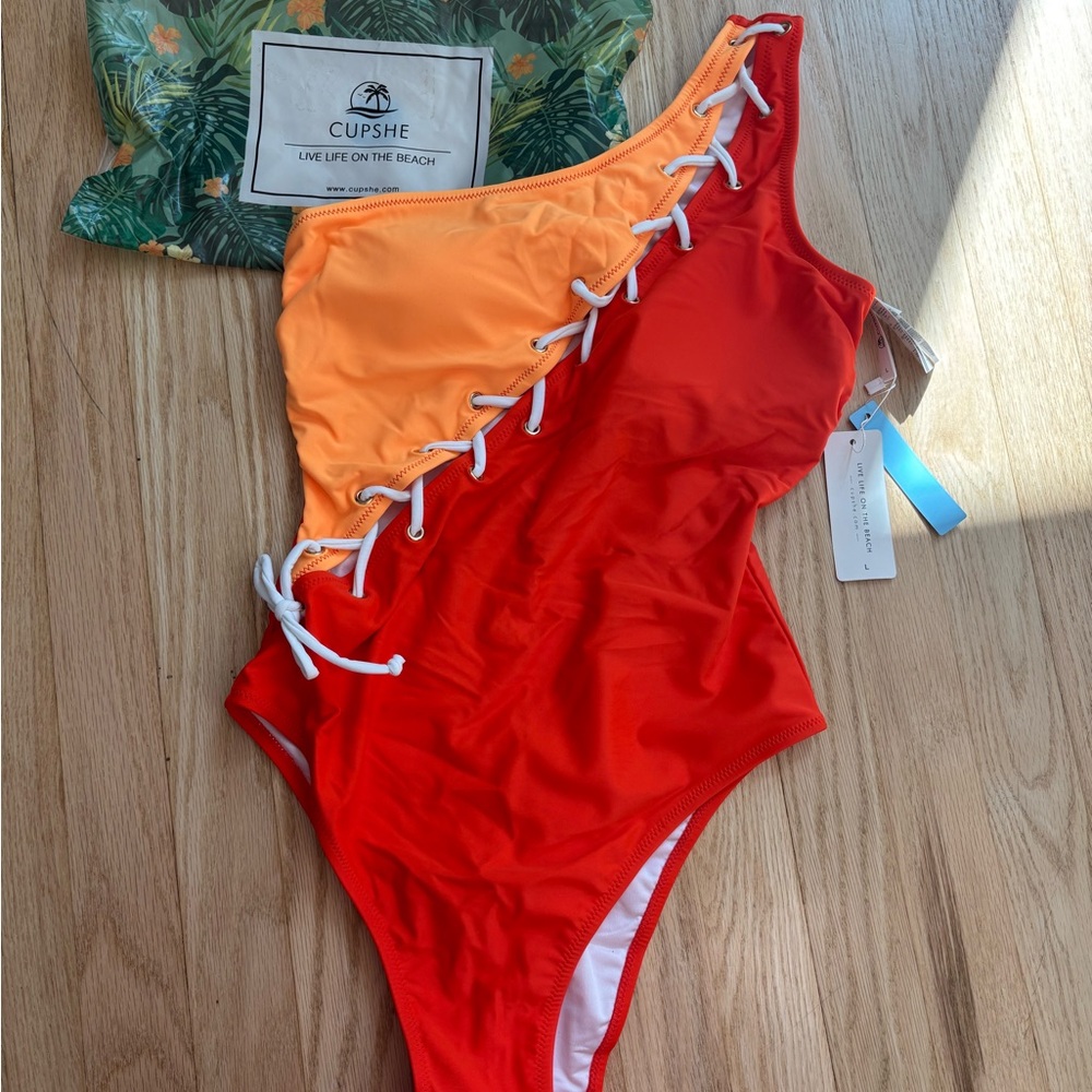 Cupshe One Piece Swimsuit - Vibrant Orange and Red